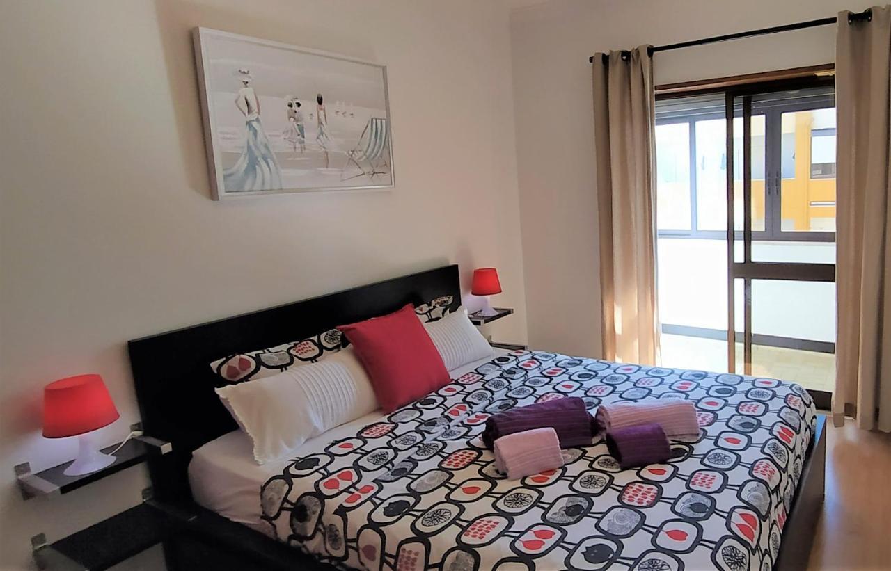 Large Apartment Near The Beach And Lisbon 卡帕里卡海岸 外观 照片