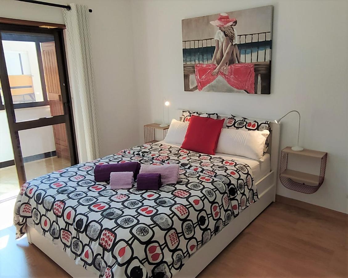 Large Apartment Near The Beach And Lisbon 卡帕里卡海岸 外观 照片