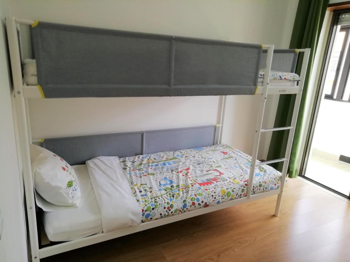 Large Apartment Near The Beach And Lisbon 卡帕里卡海岸 外观 照片